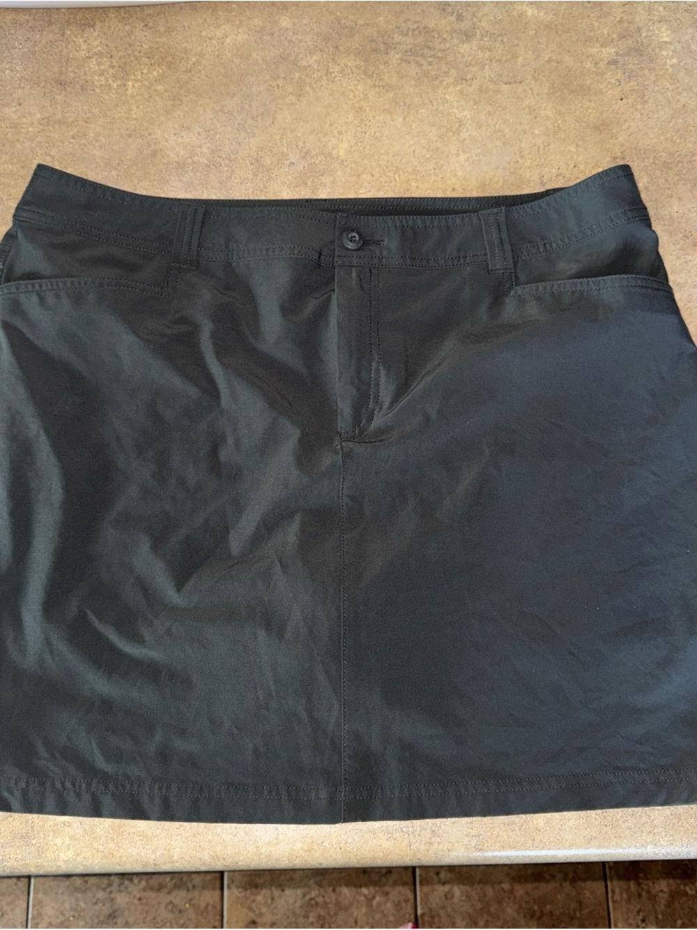 Eddie Bauer Gray/Black Women's Skort with Subtle Stitching-SZ 16